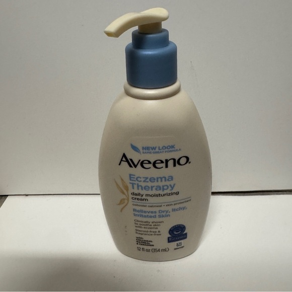 Aveeno Eczema Therapy Daily Moisturizing Cream 12 OZ - Picture 1 of 3